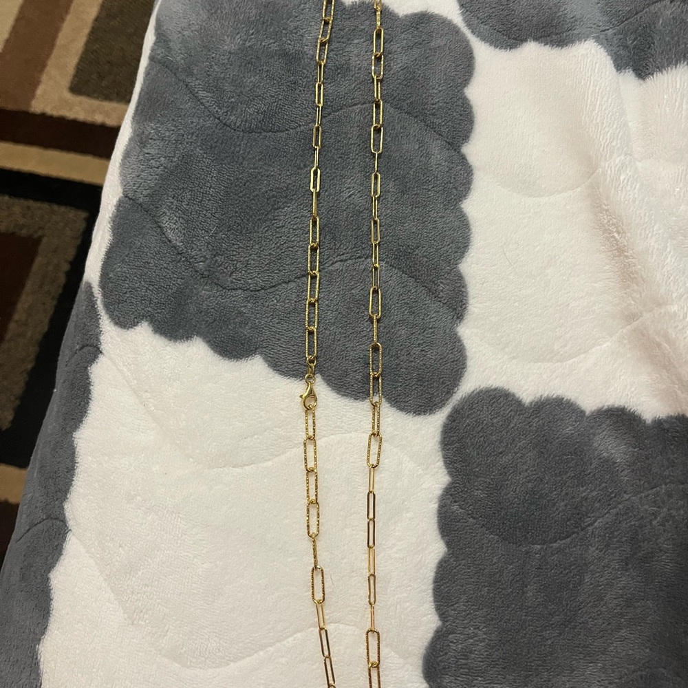 Chic Gold-Tone Link Necklace